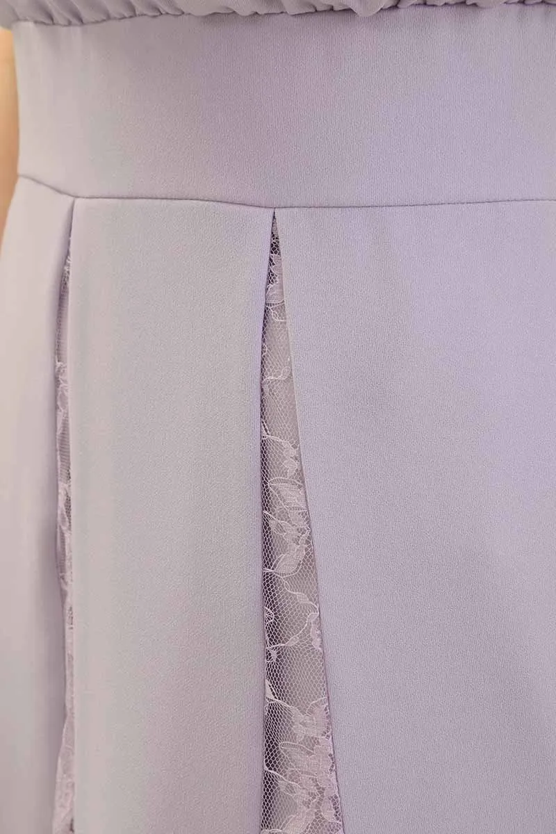 ラベンダーのバックリボン付き切替えレースドレス