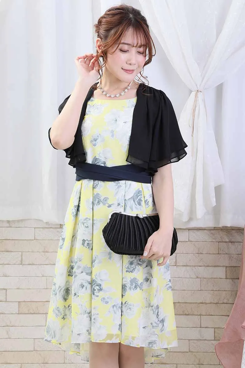 イエローの花柄ノースリーブヘムドレス