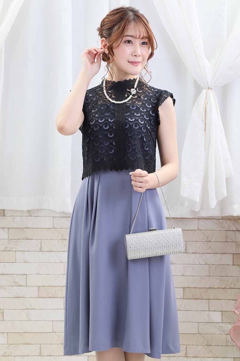 ネイビーのレーストップスドレス