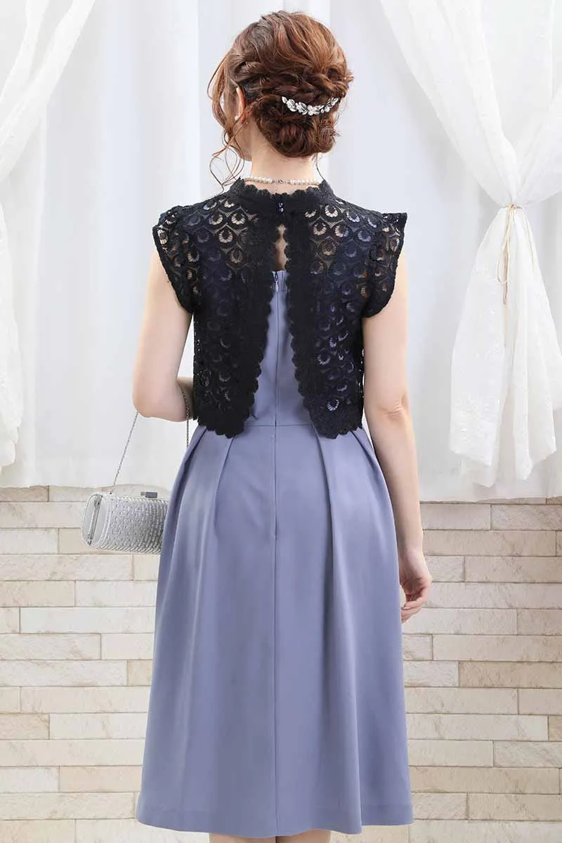 ネイビーのレーストップスドレス