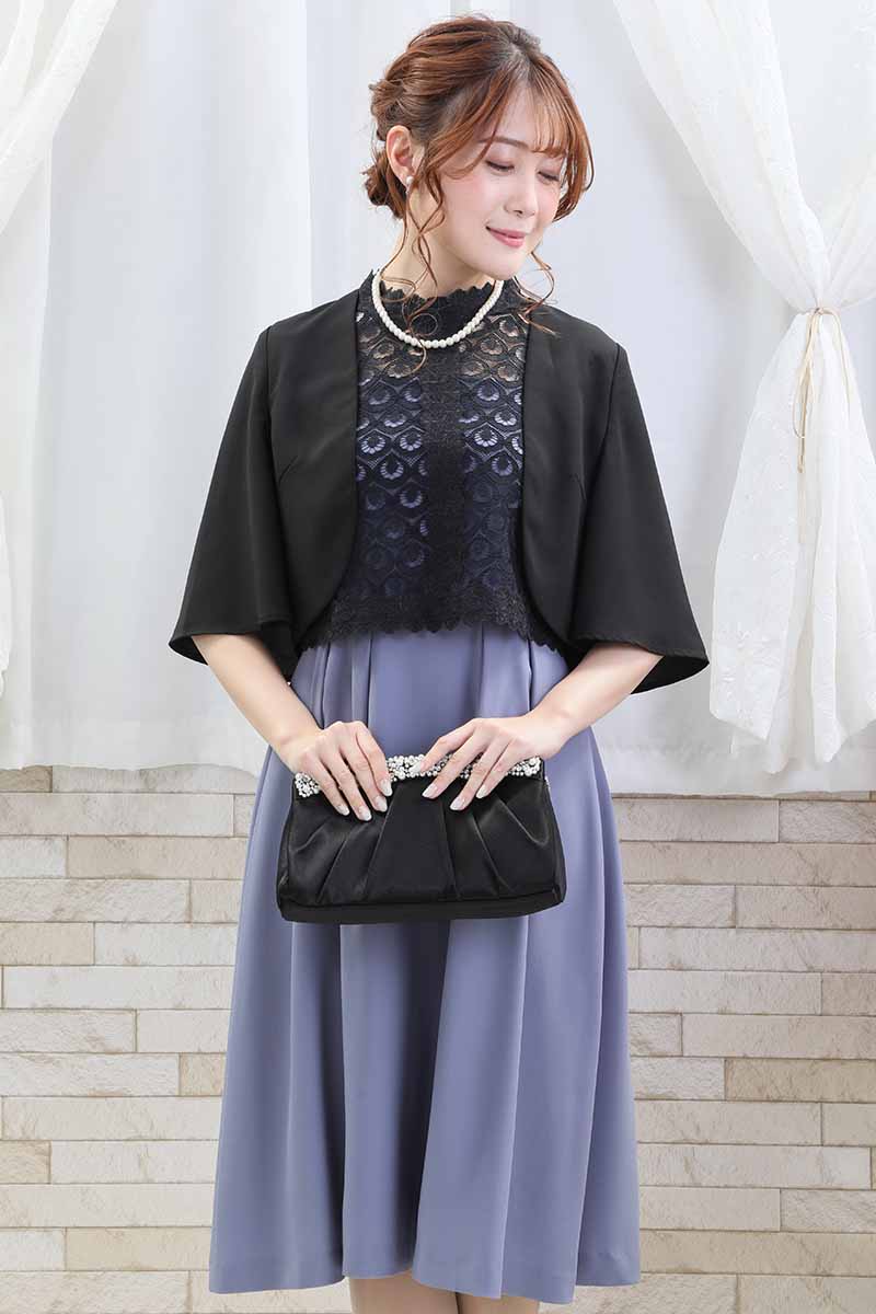 ネイビーのレーストップスドレス