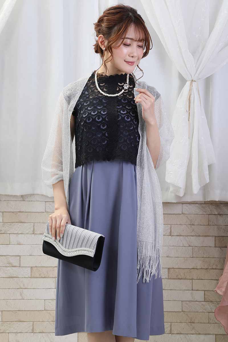 ネイビーのレーストップスドレス