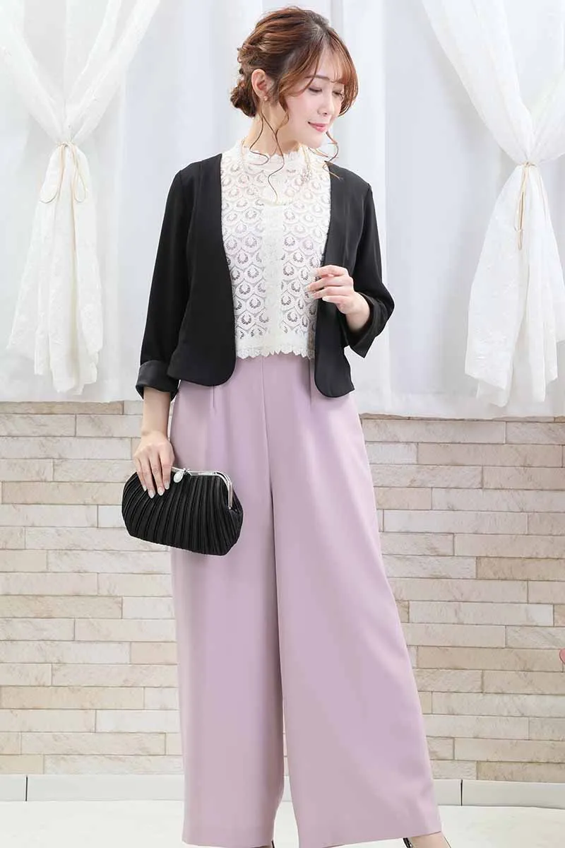 ピンクのレースブラウスパンツドレス