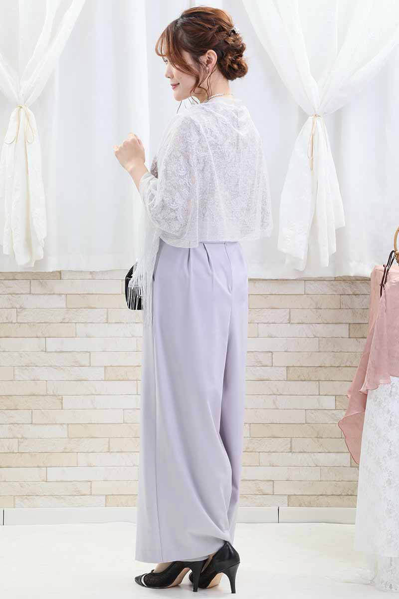 ライトグレーのトップスレースオールインワンパンツドレス