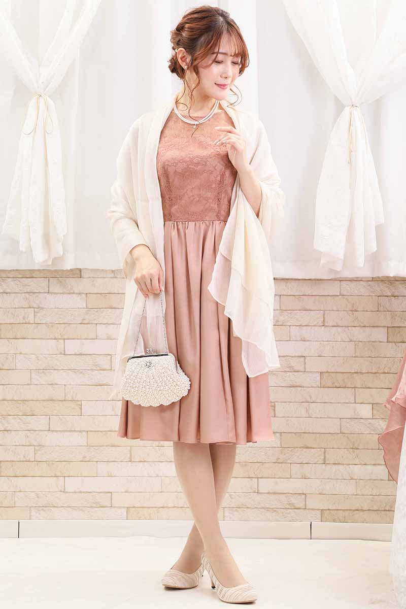 サーモンピンクのスカラップスリーブドレス