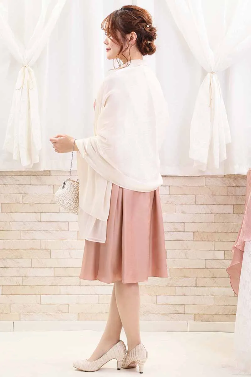 サーモンピンクのスカラップスリーブドレス