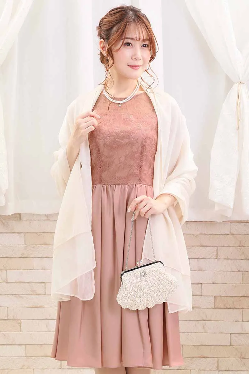 サーモンピンクのスカラップスリーブドレス