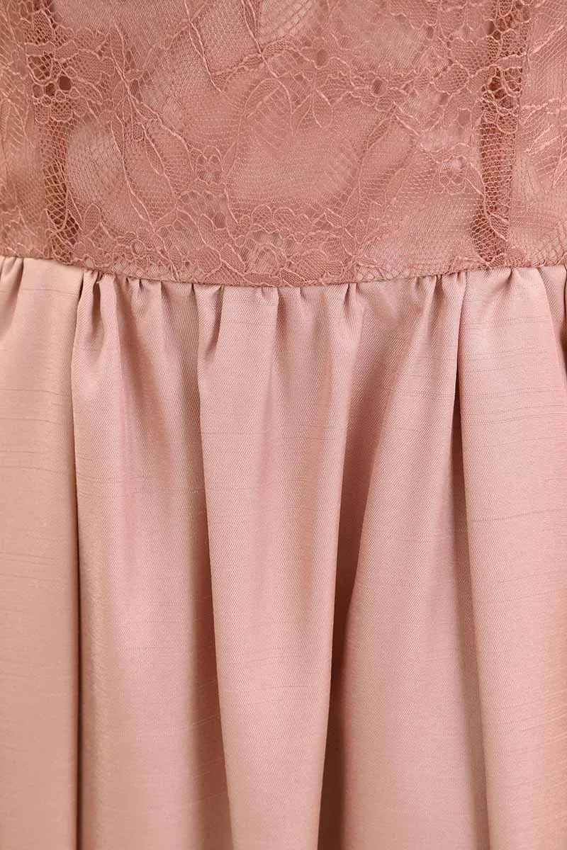 サーモンピンクのスカラップスリーブドレス