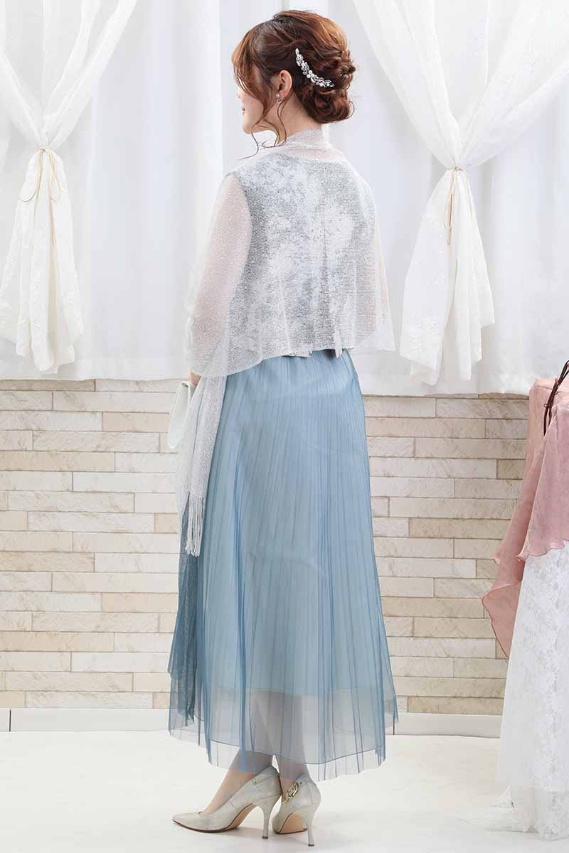 グリーンのプリーツチュールドレス