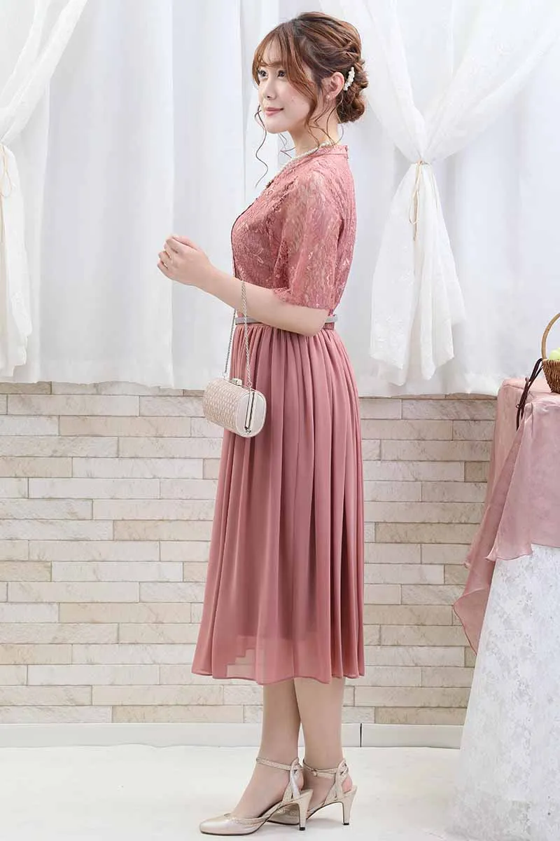 ピンクのはしごレース×シフォンギャザードレス