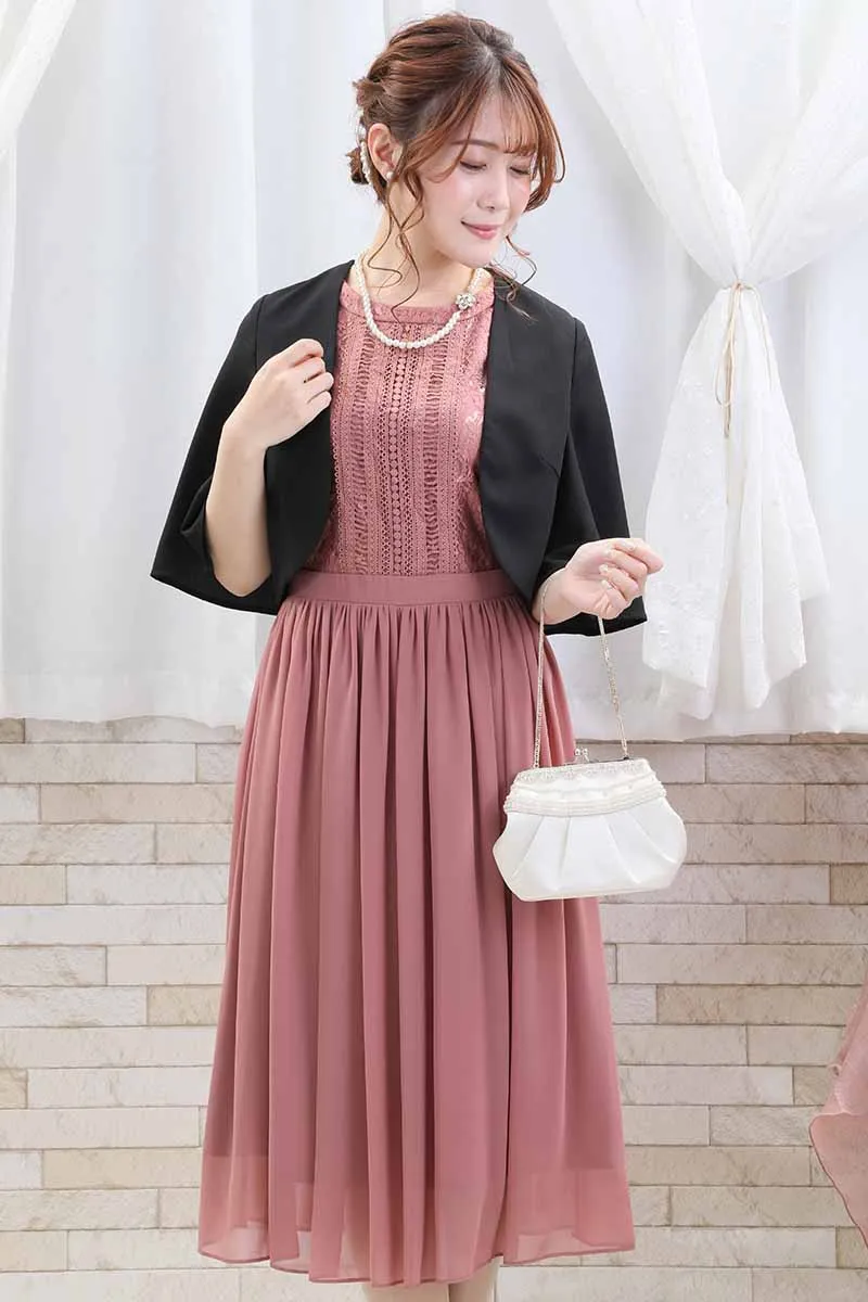 ピンクのはしごレース×シフォンギャザードレス