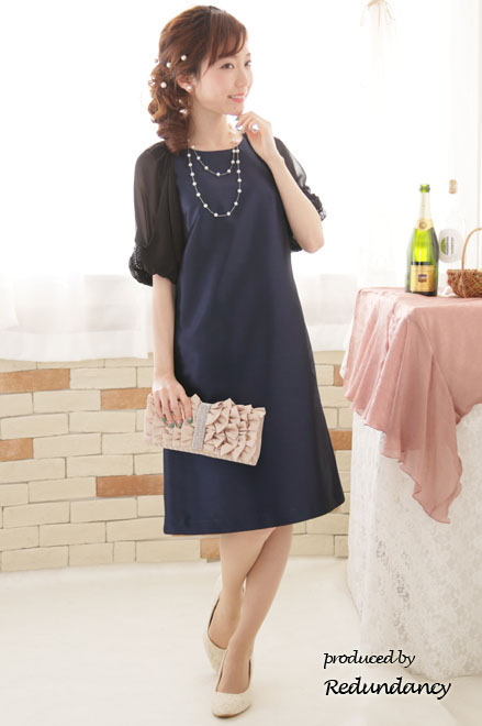 ホワイトパールとボールチェーンのロングネックレス