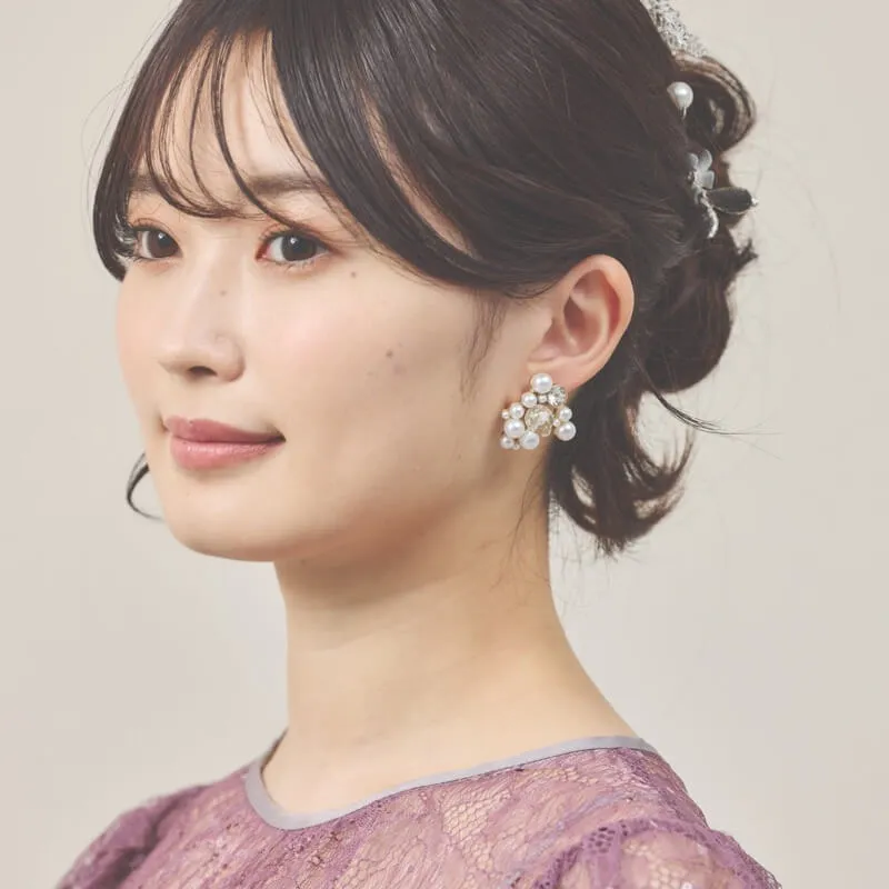 三角パール×ビジューイヤリング