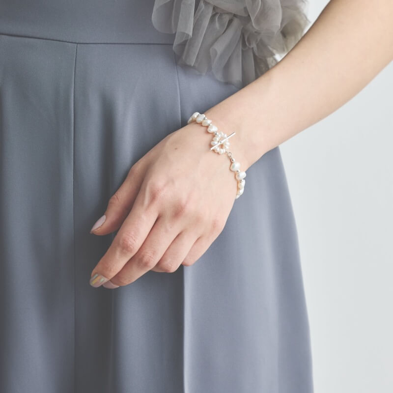 淡水パール×シルバーのマンテルブレスレット