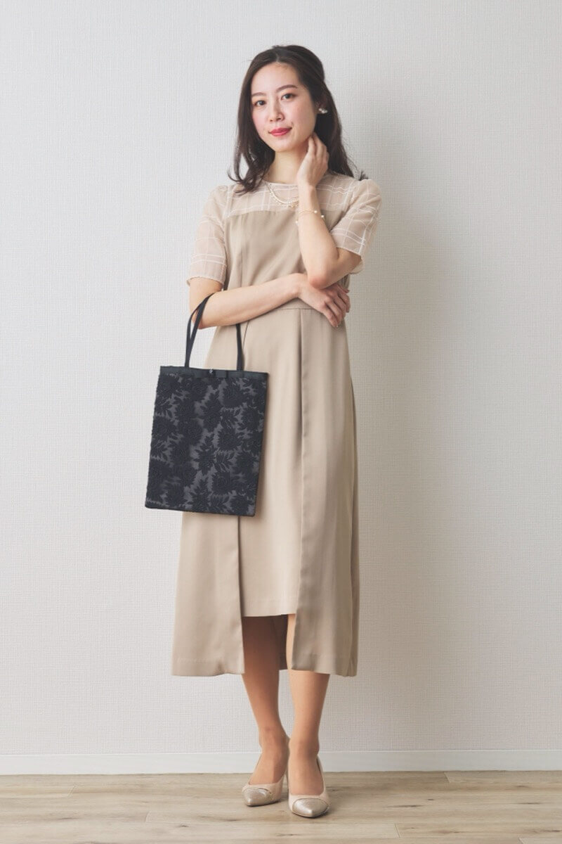 ブラックフラワーレースサブバッグ