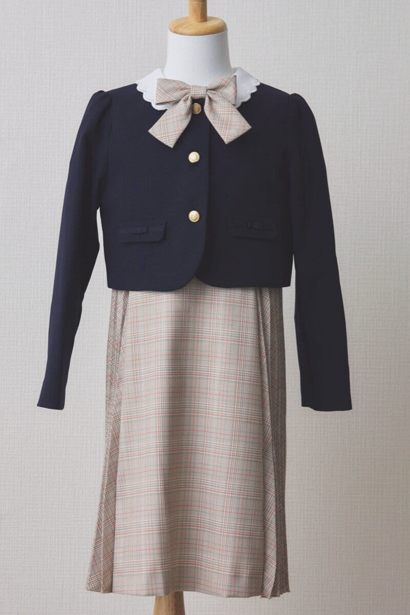 ベージュのチェック×リボン付きキッズフォーマルセット