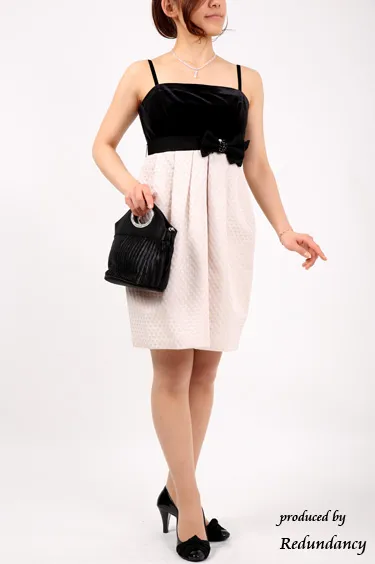 ブラック×ベージュのミニ丈ベロアドレスコーディネートセット