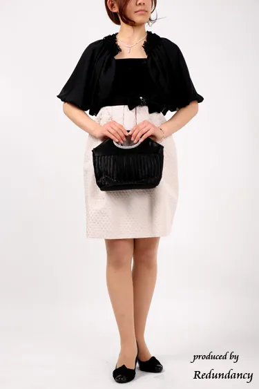 ブラック×ベージュのミニ丈ベロアドレスコーディネートセット