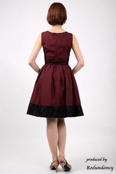 ワインレッドのビジューリボン付きシャンタンドレスコーディネートセット