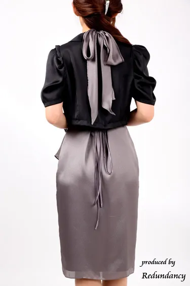 シルバーグレーのウエストビジューホルターネックドレスコーディネートセット