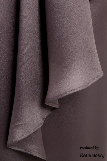 シルバーグレーのウエストビジューホルターネックドレスコーディネートセット