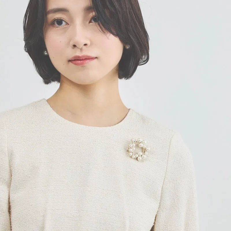 パールのゴールドラウンドブローチ