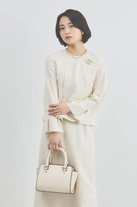 パールのゴールドラウンドブローチ