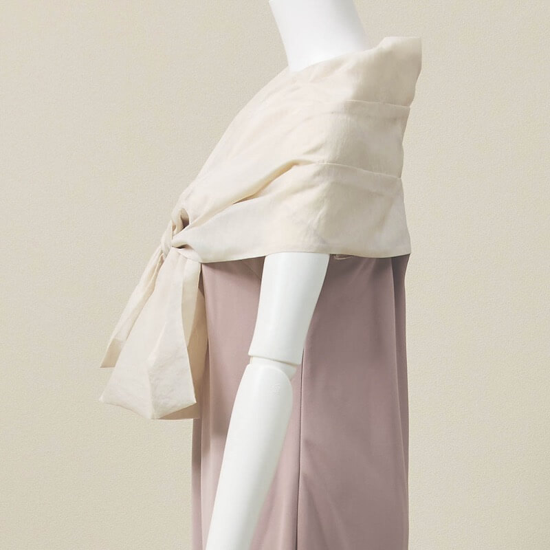 オフホワイトのオーガンジー3WAYストール