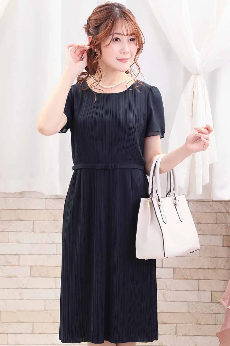 ネイビーのクラシックプリーツセレモニースーツセット