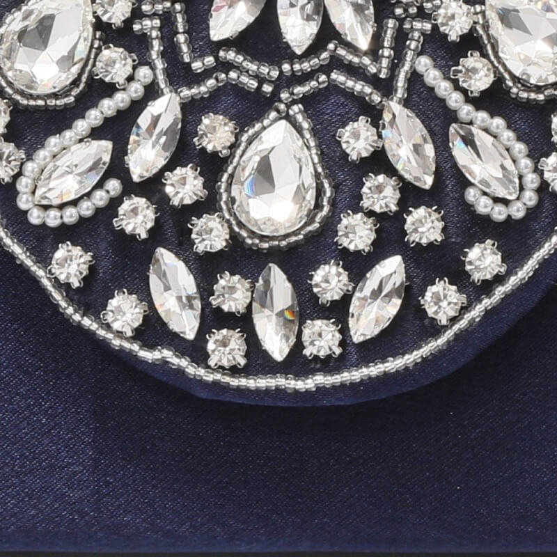 ネイビーのビジューバッグ