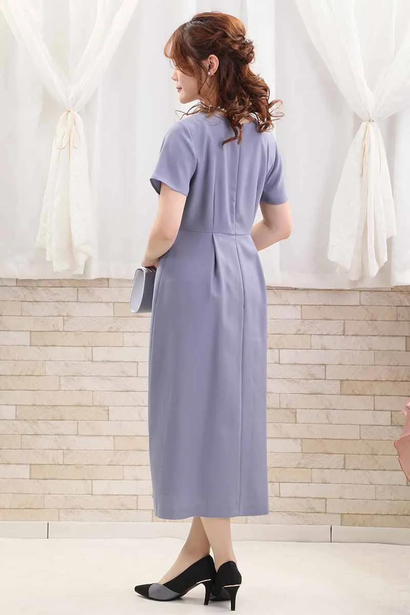 ブルーのウエストギャザーサイドプリーツワンピース