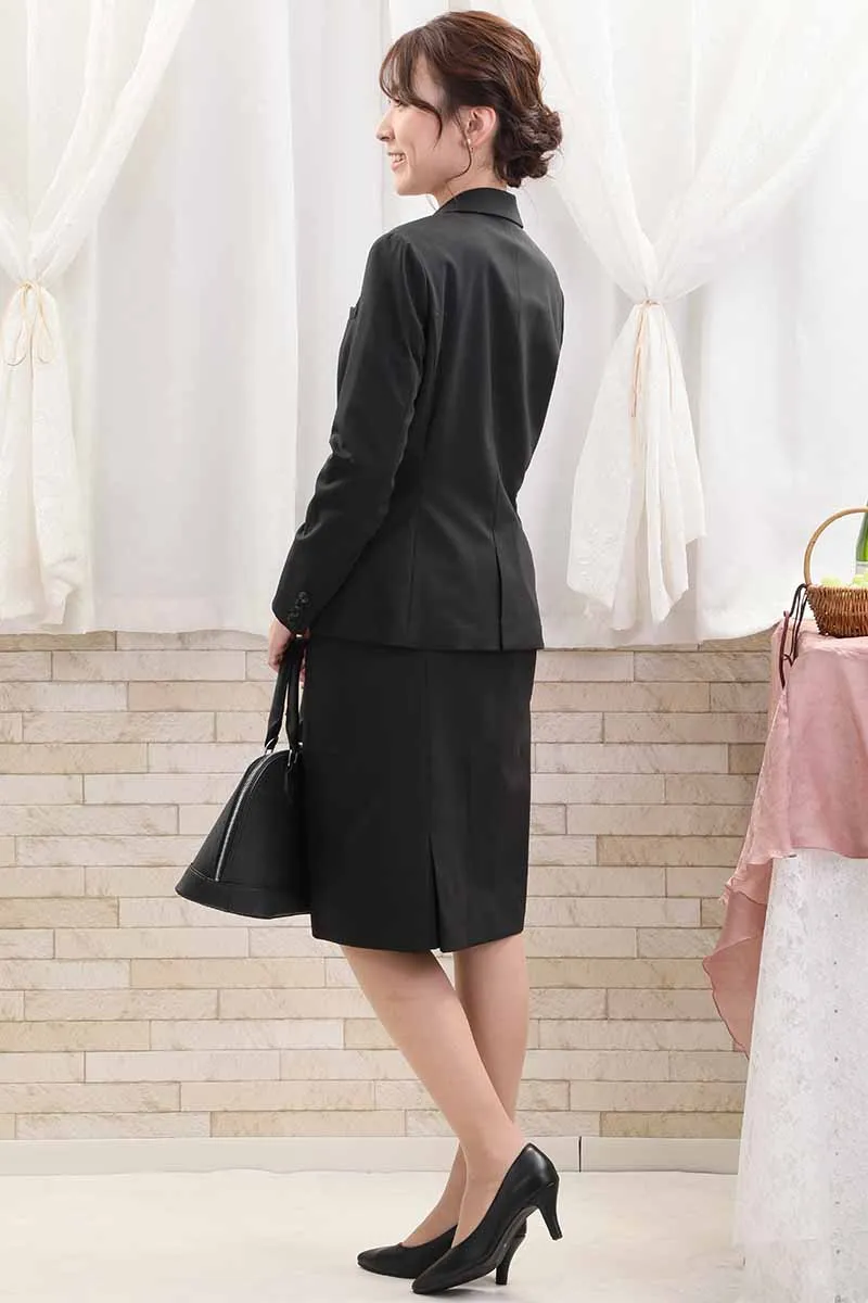 ブラックのシフォンブラウスコンビセレモニースーツセット