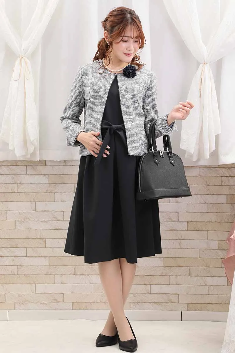 ネイビーの授乳口付ウエストリボンフレアセレモニースーツセット