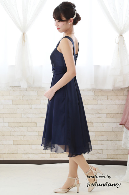 ネイビーのスクエアネックシフォンドレス
