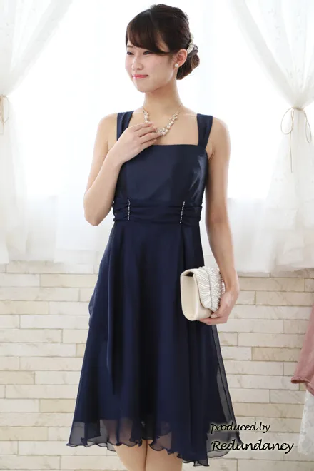 ネイビーのスクエアネックシフォンドレス