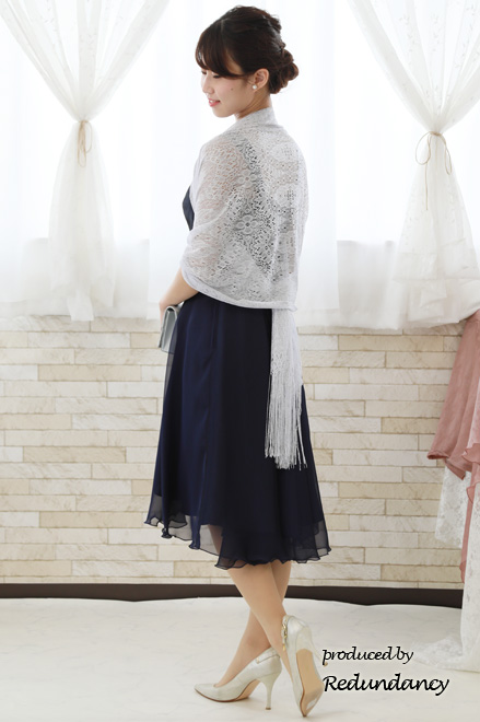 ネイビーのスクエアネックシフォンドレス