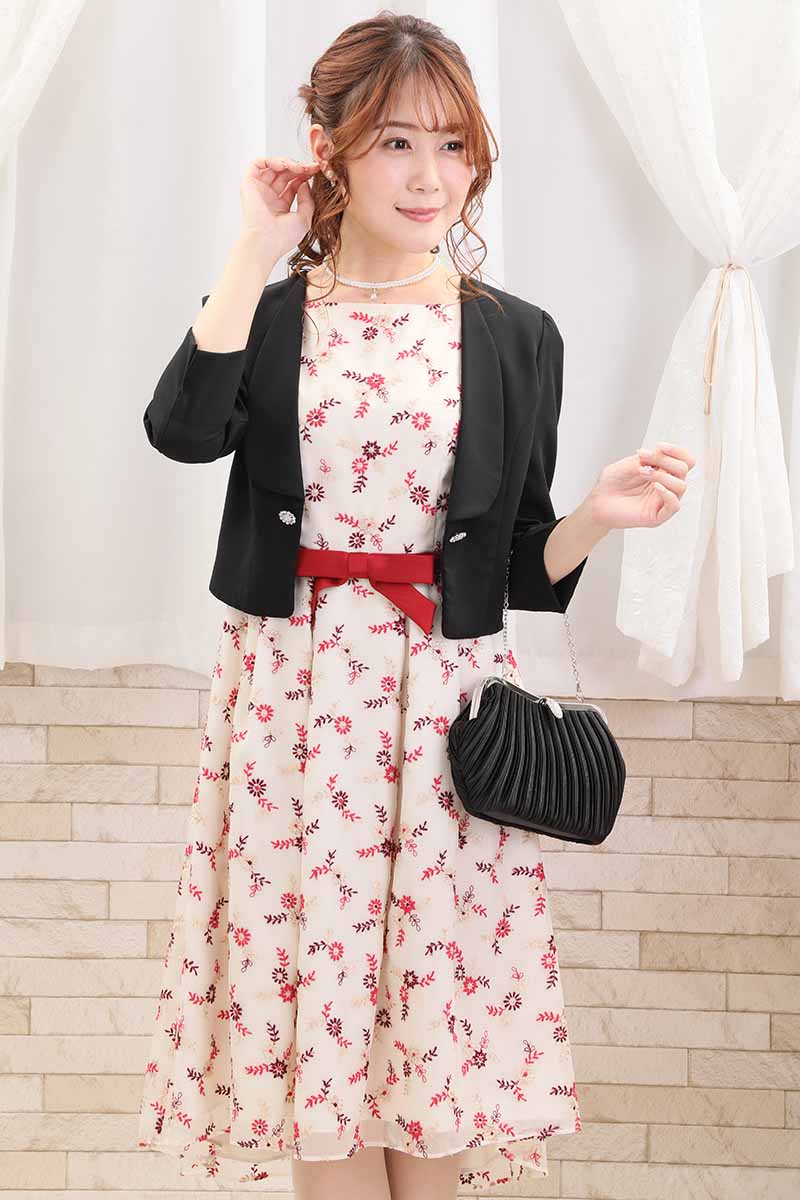 ホワイトパール2連のクリスタルチャームネックレス