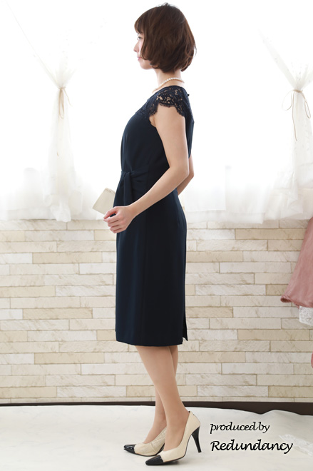 ネイビーのショルダーレースタイトドレスコーディネートセット