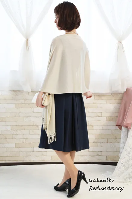 ネイビーのウエスト刺繍入りシャンタンドレスコーディネートセット