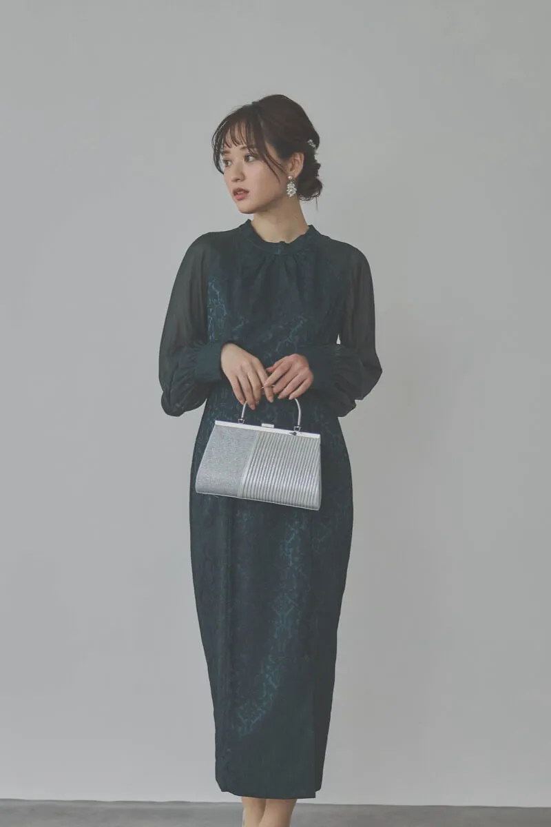 グリーンのジャガードタイトラインドレス