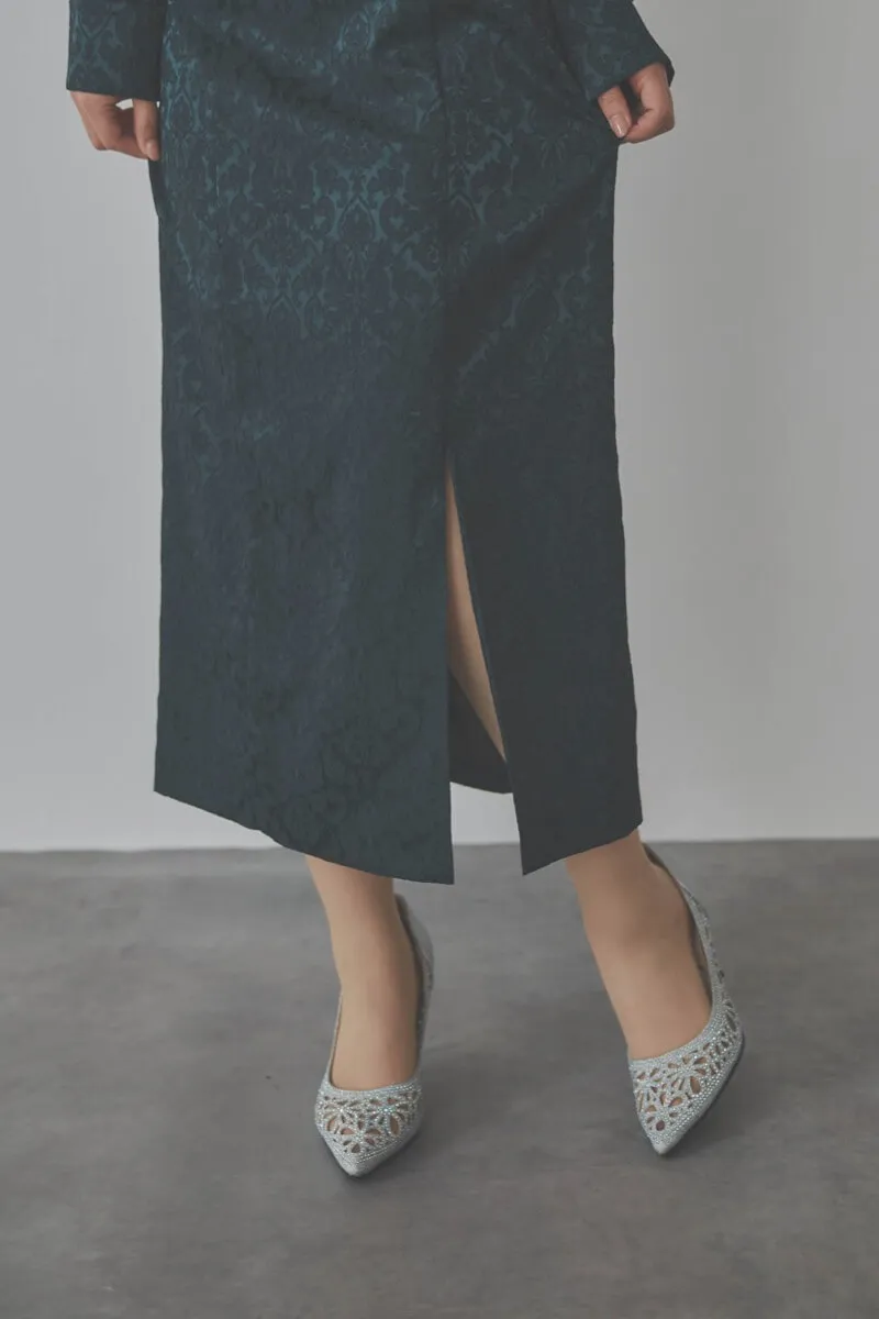 グリーンのジャガードタイトラインドレス