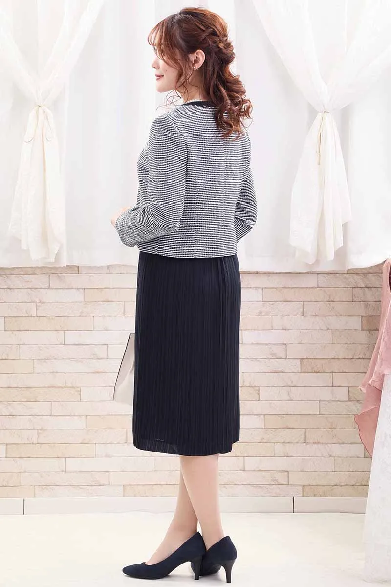 ネイビーのクラシックプリーツセレモニースーツセット