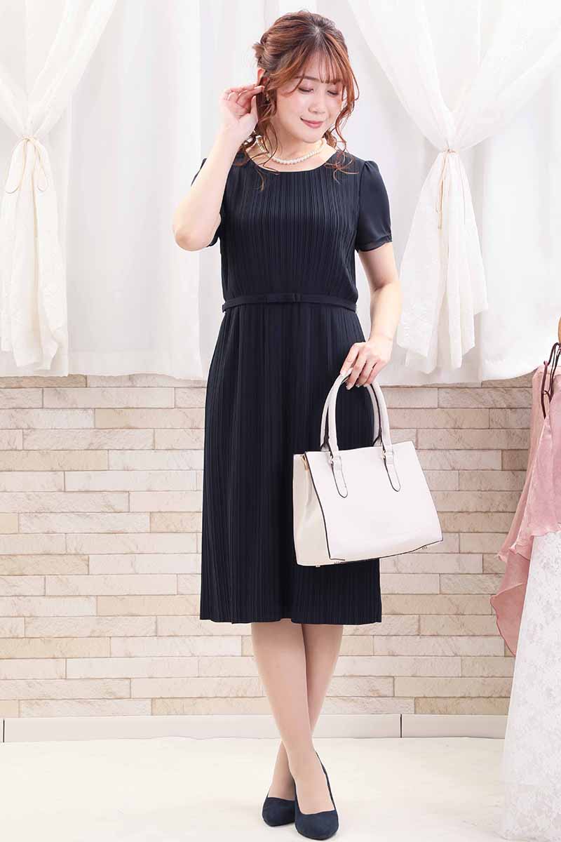 ネイビーのクラシックプリーツセレモニースーツセット