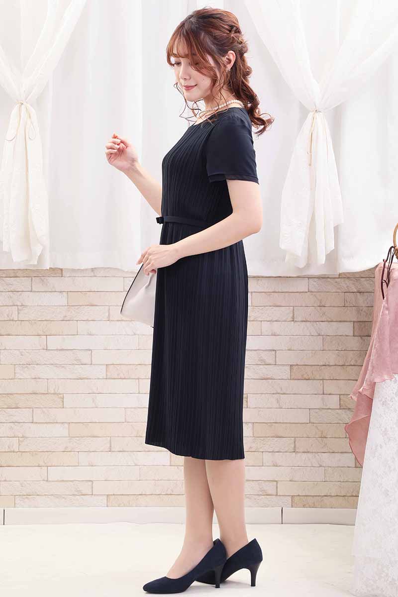 ネイビーのクラシックプリーツセレモニースーツセット