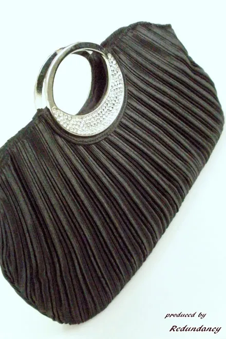 ベージュのコサージュ＆フリル裾シフォンドレスコーディネートセット