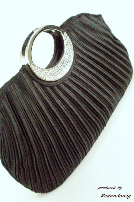 ベージュのコサージュ＆フリル裾シフォンドレスコーディネートセット