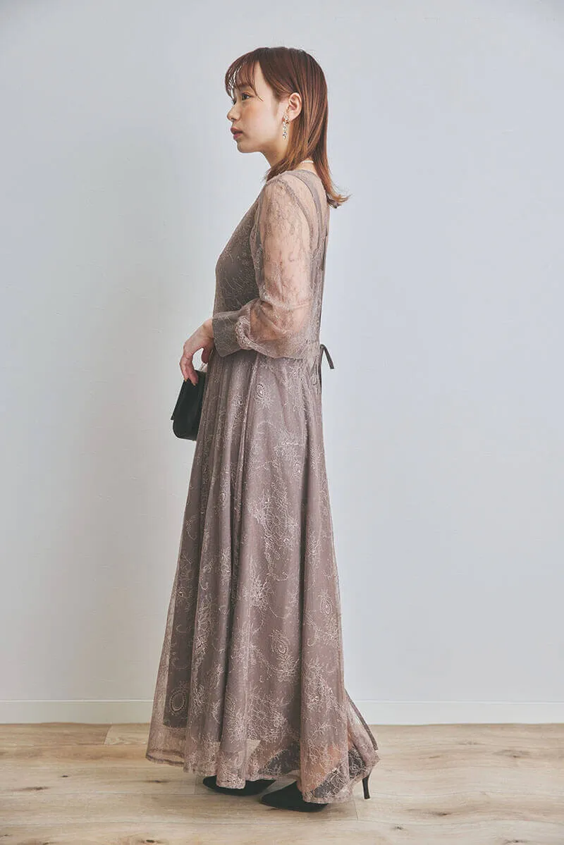 ブラウンのロングレースガウンドレス