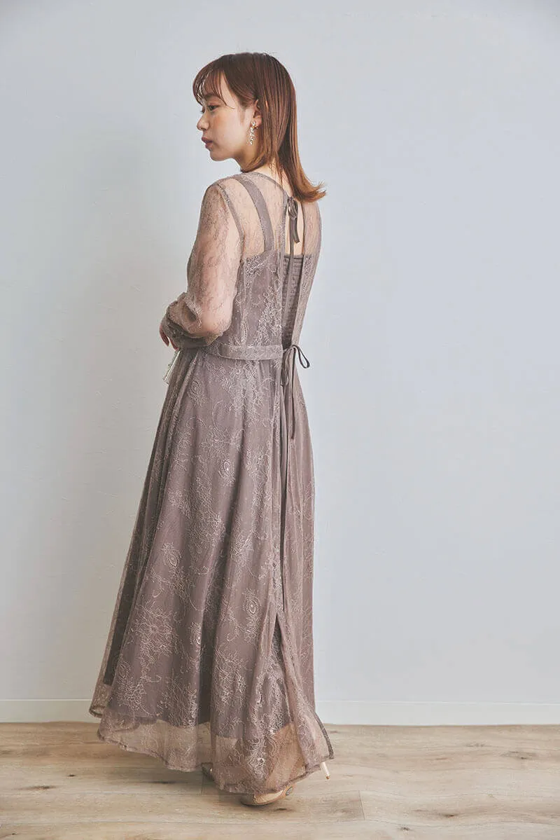 ブラウンのロングレースガウンドレス