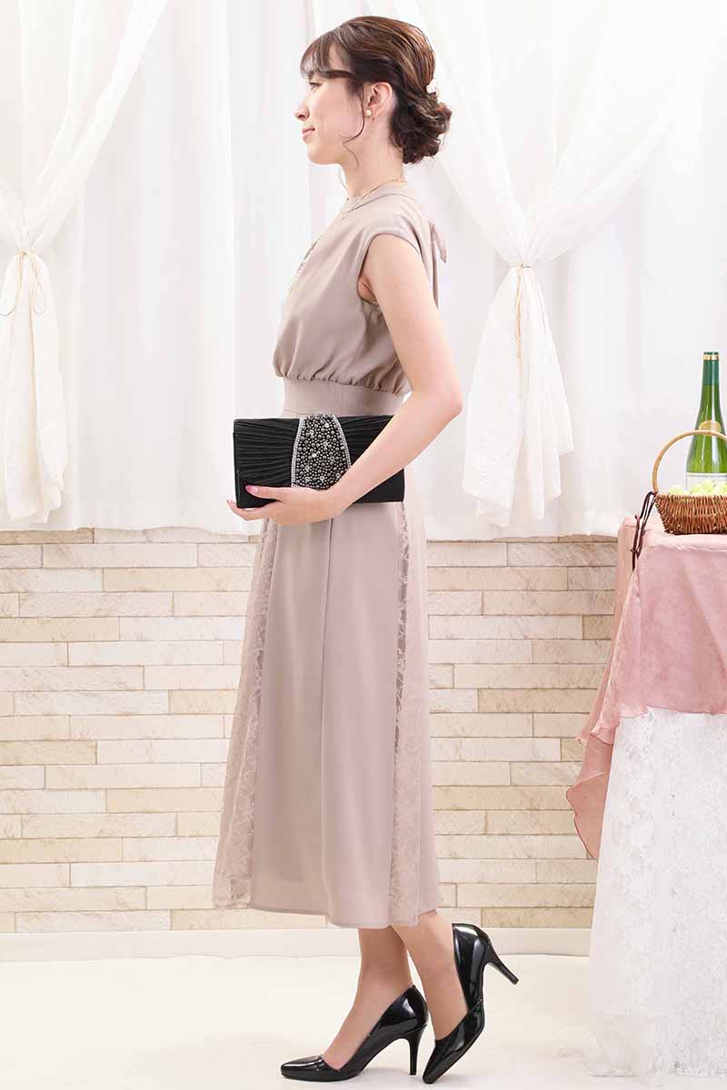 ピンクベージュの切替えレースドレスコーディネートセット