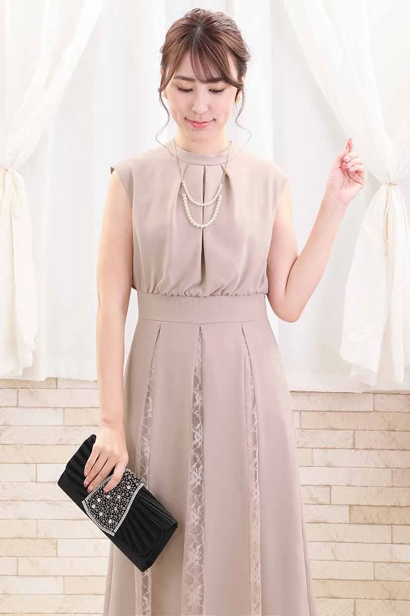 ピンクベージュの切替えレースドレスコーディネートセット